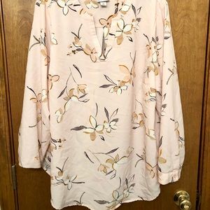Pink floral blouse size 2x. Worn once.